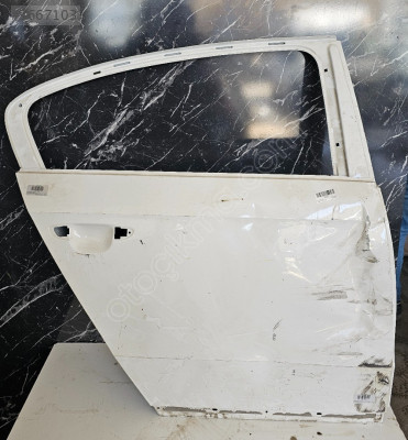 VOLKSWAGEN PASSAT (VI) SAĞ ARKA KAPI