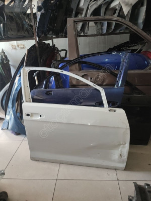 Volkswagen Golf 7 sağ ön kapı orjinal çıkma parça
