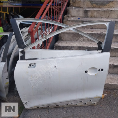 RENAULT CLİO 4 SOL ÖN KAPI ORİJİNAL ÇIKMA