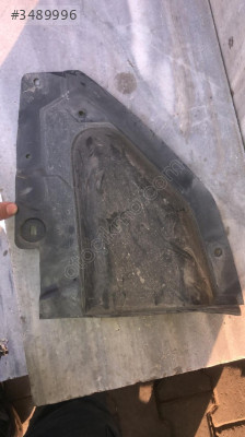 FORD FOCUS ÖN TAMPON ALT MUHAFAZA PLASTİK KÖŞESİ ORJİNAL ÇIKMA