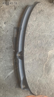 Volkswagen bora ön cam altı ızgara  çıkma