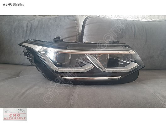 YENI KASA TUGUAN SAĞ FAR ORJİNEL ÇİKMA ZENOX