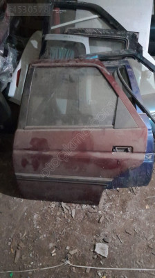 Ford eskort 1996 model sol arka kapı