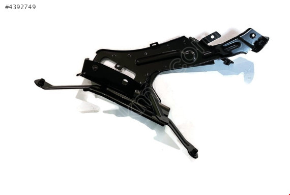 ÖN ÇAMURLUK BRAKETİ SAĞ A6 2020-