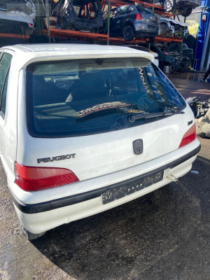 PEUGOUT 106   -   BAGAJ