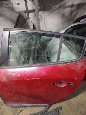 Reno Megane 3 sol arka kapı