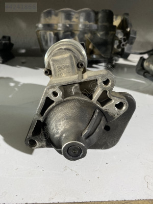 Renault Clio 1.5 dizel orijinal çıkma marş dinamosu