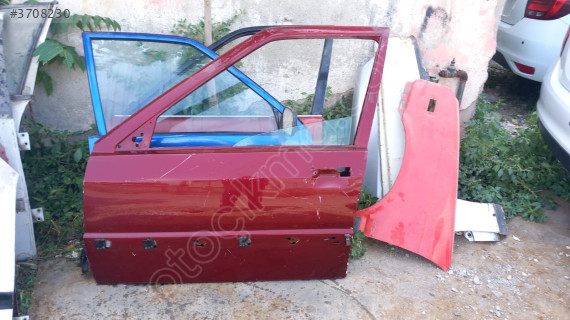 Reno 21 sol ön kapı