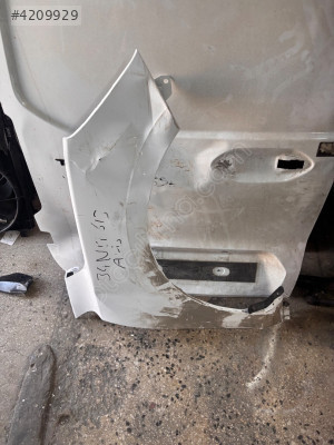 Focus sağ ön çamurluk