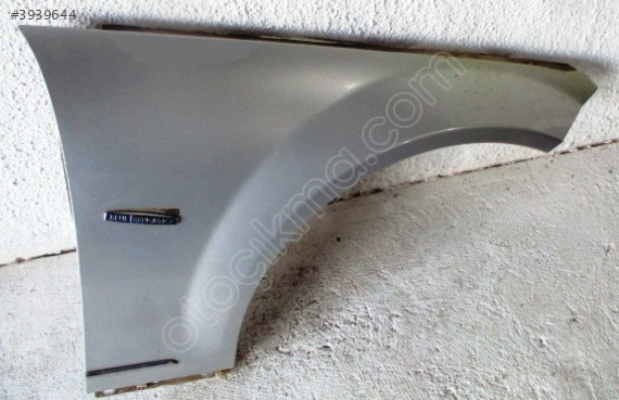 MERCEDES C180 ÇIKMA ORJİNAL SAĞ - SOL ÇAMURLUK