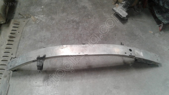 MERCEDES W209 CLK SERİSİ  ORJİNAL ÇIKMA TAMPON DEMİRİ