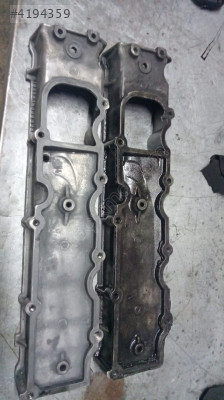 Peugeot partner  1.9 kulburutor kapak alt