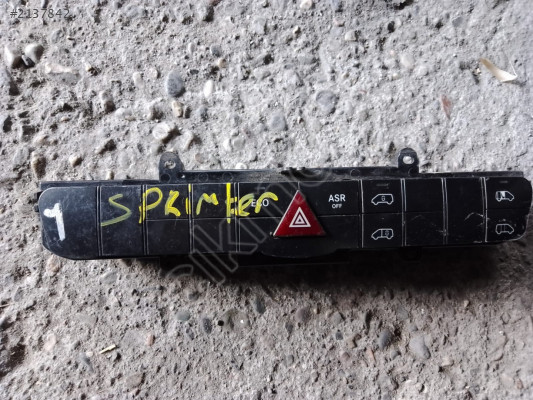 MERCEDES SPRİNTER 2015 ÇIKMA ORJİNAL 4'LÜ DÜĞME