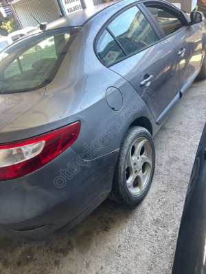 Fluence sağ arka Çamurluk