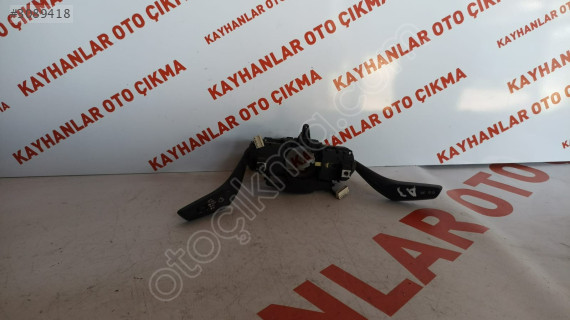 AUDİ A3 SİLGİ SİNYAL KOLU