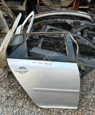 VOLKSWAGEN GOLF SAĞ ARKA KAPI EYUPCAN OTO'DA