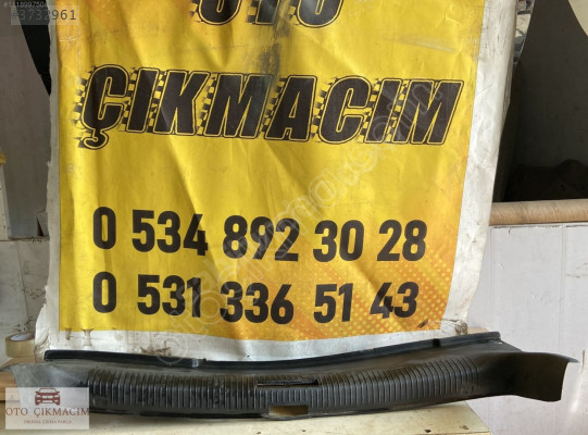 Volkswagen Passat B5 Orijinal Bagaj Eşik Plastiği  3B5863459D