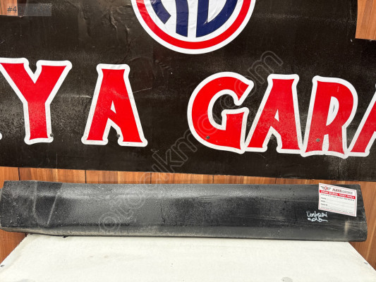 Nissan Qashqai sol ön kapı çıtası dodik bandı