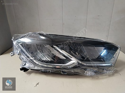 VOLKSWAGEN POLO SAĞ FAR ÇIKMA ORJİNAL