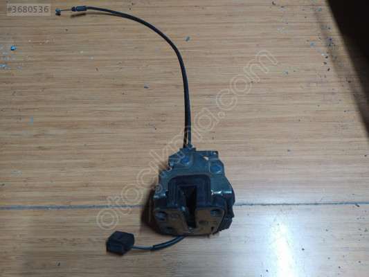 ÇIKMA RENAULT MASTER 3 SAĞ SÜRGÜLÜ KAPI İÇ KİLİDİ