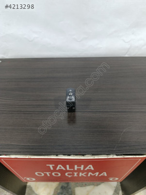 Renault Kangoo Cam Düğmesi