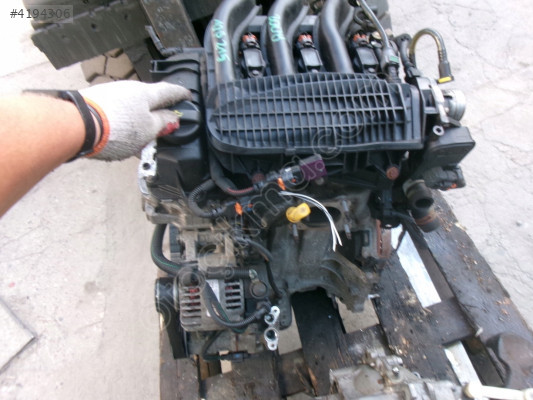 Peugeot 2008 1.2 T Komple Motor