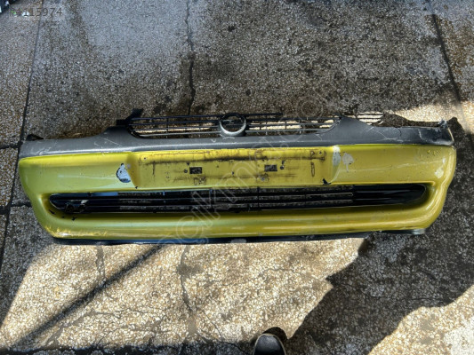 Opel corsa b gl ön tampon