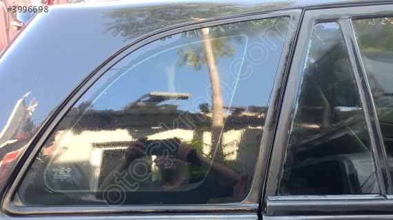 chery tiggo sağ arka kelebek camı