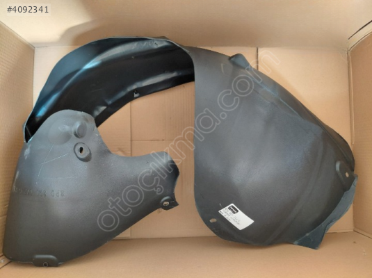 AUDI A3 2006-2012 SAĞ ÖN DAVLUMBAZ ARKA PARÇASI SIFIR 8P0821172G
