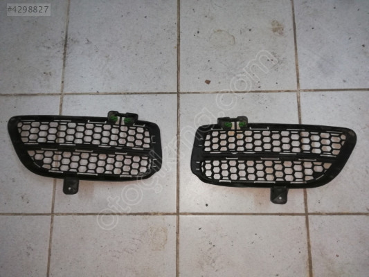 TOUAREG SAĞ SOL SİS FARI ÇERÇEVESİ VOLKSWAGEN ORJİNAL ÇIKMA PARÇA