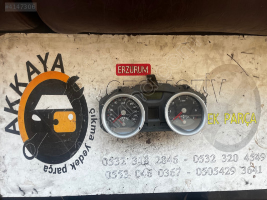 8200306556 Renault Megane 2 Gösterge Paneli Orjinal Çıkma