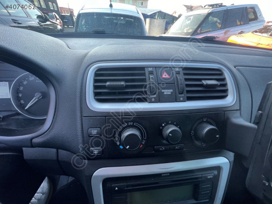 SADECE WHATSAP ULAŞIN ! SKODA FABİA KILIMA ÜFLEME IZGARASI