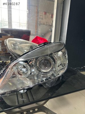 MERCEDES C SERİ W204 XENON SOL FAR A2048200159