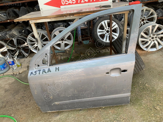 Opel  astra H ön arka kapı