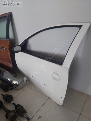 206 Model Peugeot İçin Sol Ön Kapi - Oto Çıkma Parçalar
