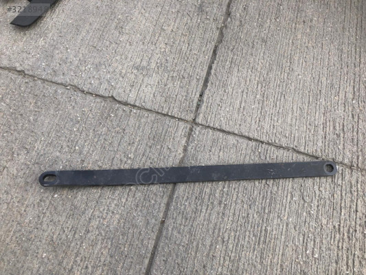 MERCEDES C SERİSİ W206 W214 ÖN PANEL DESTEK DEMİRİ 2066201500