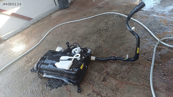 Citroen Berlingo 1.5 dizel edbulue deposu orijinal hatasız
