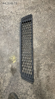 Wolsvagen Polo GTİ 6 R 2010 2014 Tampon ızgarası