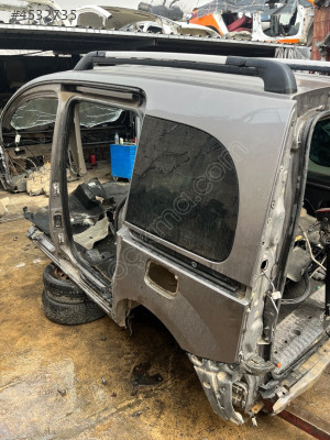 RENAULT KANGOO 3 SOL ARKA ÇAMURLUK