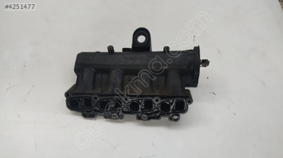 Fiat Punto İçin Emme Manifoldu - Oto Çıkma Parçaları