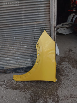 ford puma sol ön çamurluk