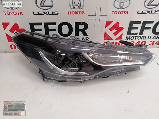TOYOTA COROLLA CROSS DÜZ SAĞ FAR ÇIKMA ORİJİNAL PARÇA 2023-2024