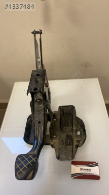 1J1721101C vw bora golf 4 1.9 tdi  fren pedalı