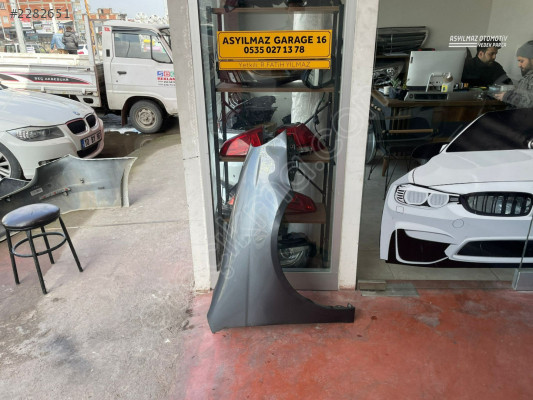 VOLKSWAGEN GOLF 5 JETTA SAĞ ÖN ÇAMURLUK ORJİNAL