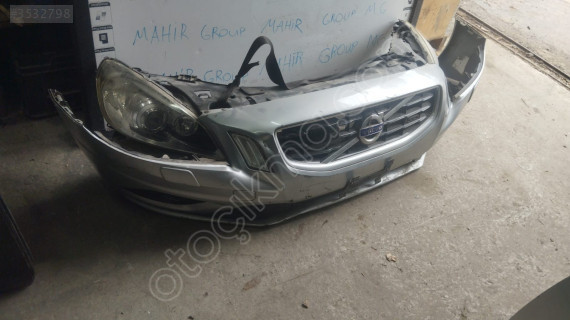 2011 13 Volvo S60 ön tampon dolu set radyatör  dahil Orjinal