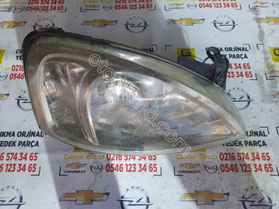 OPEL CORSA C SAĞ ÖN FAR ÇIKMA SÖKME YEDEK PARÇA