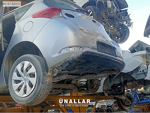 TOYOTA AURİS ARKA TAMPON ve TÜM AKSAMLARI | ÜNALLAR OTO ÇIKMA |