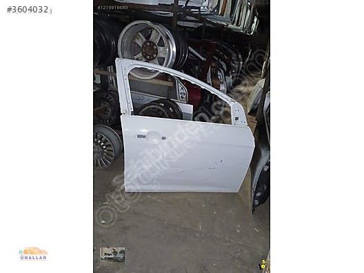FORD FOCUS SAĞ ÖN KAPI MERTLER OTO YEDEK PARÇADA