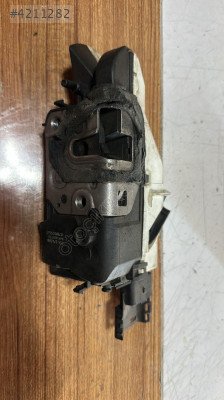 2013-2018 CİTROEN C ELYESE PEJO 301 SAĞ ÖN KAPI KİLİDİ ORJ ÇIKMA