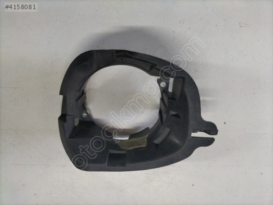 03082 DACİA DUSTER SOL SİS YUVASI